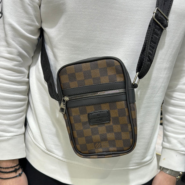 LV - Damier