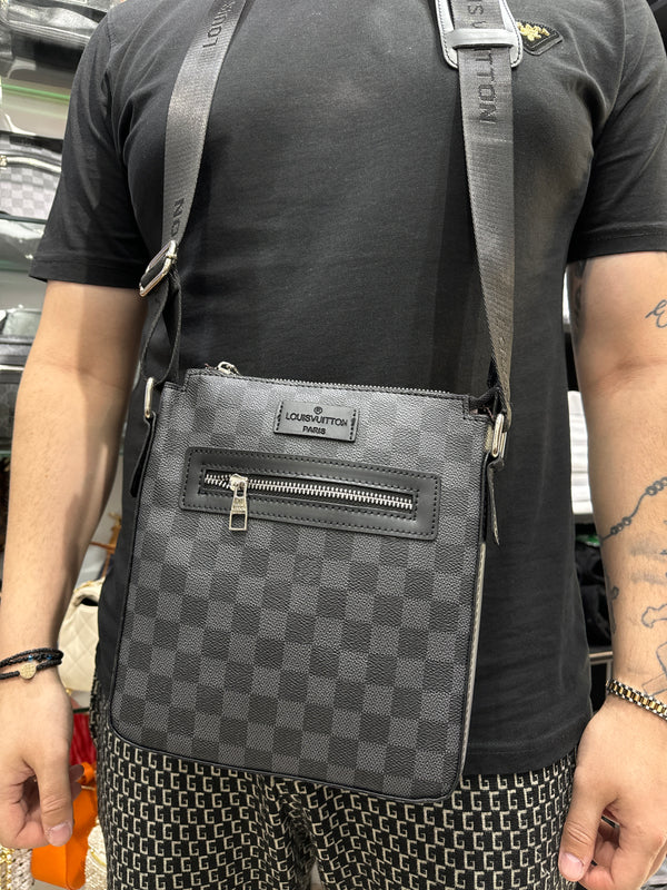 LV - Τσαντάκι - Black Damier